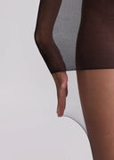 0D Glass Leg Illusion